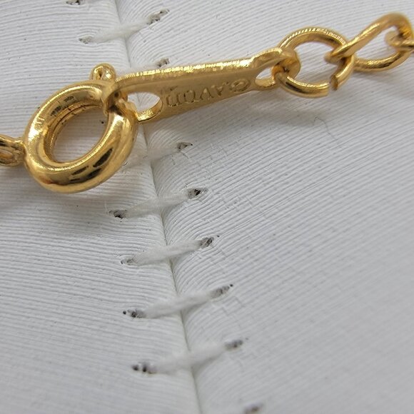 Vintage Avon Necklace‎ Faux Pearl Cluster Gold Tone Signed MCM - Picture 3 of 5